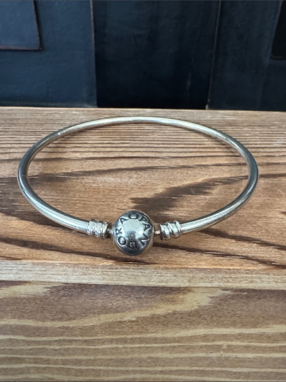 Pandora Silver-Tone Round Bangle with Logo Clasp - Picture 2 of 3